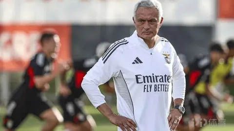 帕尔默王者归来，激发球队士气！揭秘枪手防守秘诀：巧用定位球制造接触优势！