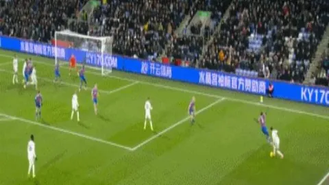 热势难挡！卡罗拆斯塔豪取19胜14负，战绩飙升，燃情对决！